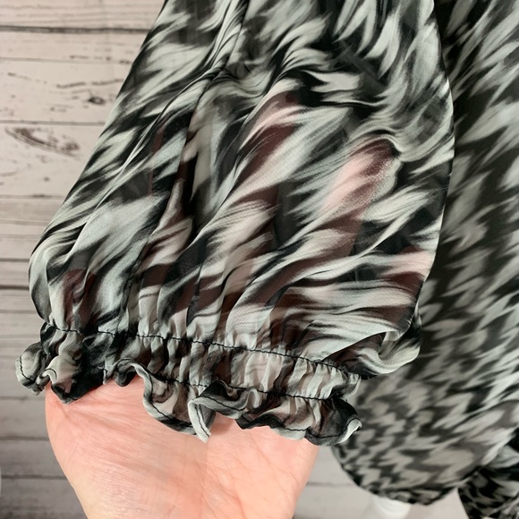 Worthington semi-sheer button down blouse - Picture 5 of 8